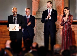 JAVIER RUIBAL recibe el PREMIO NACIONAL DE MUSICAS ACTUALES.